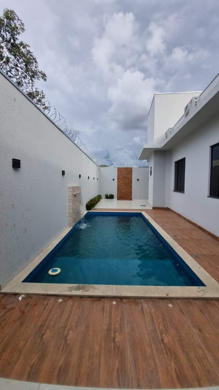 Casa 3 quartos à venda Ibituruna 170m² Montes Claros MG: rea Piscina
