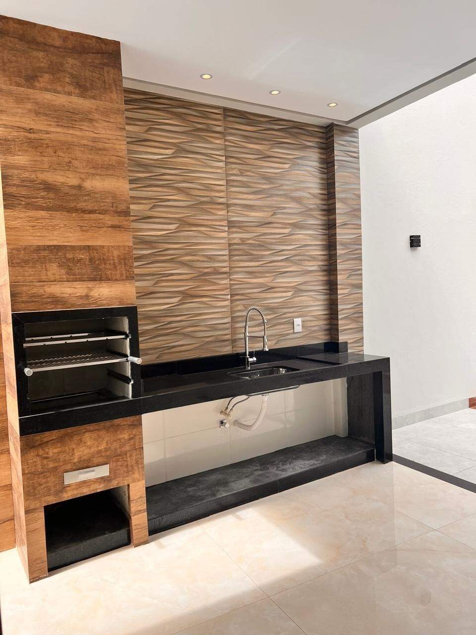 Casa 3 quartos à venda Ibituruna 170m² Montes Claros MG: rea Gourmet