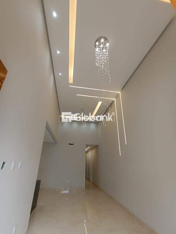 Casa 3 quartos à venda Ibituruna 170m² Montes Claros MG: Sala