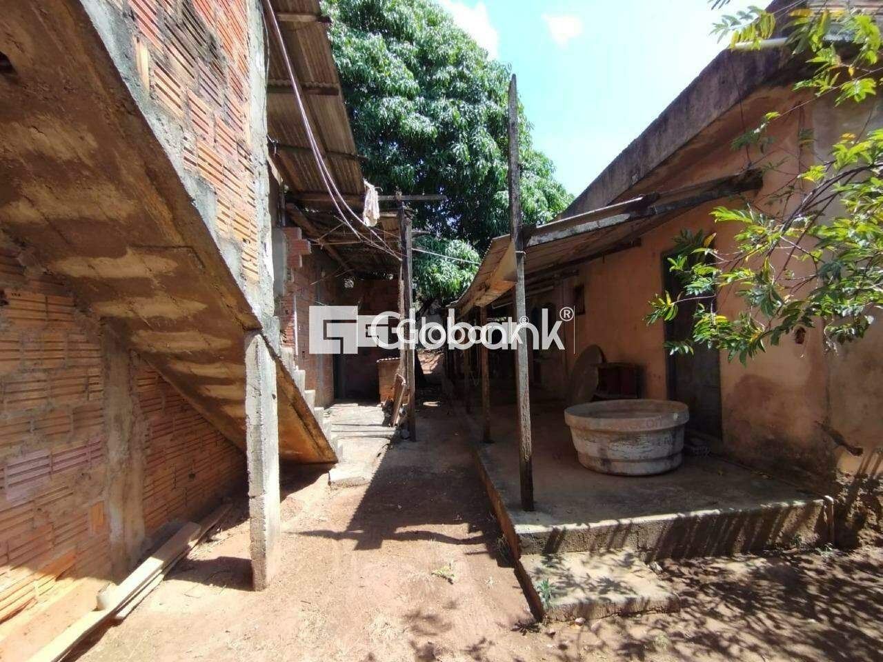Terreno à venda Vila Atlântida 240m² Montes Claros MG: Quintal | Foto_migracao | 14