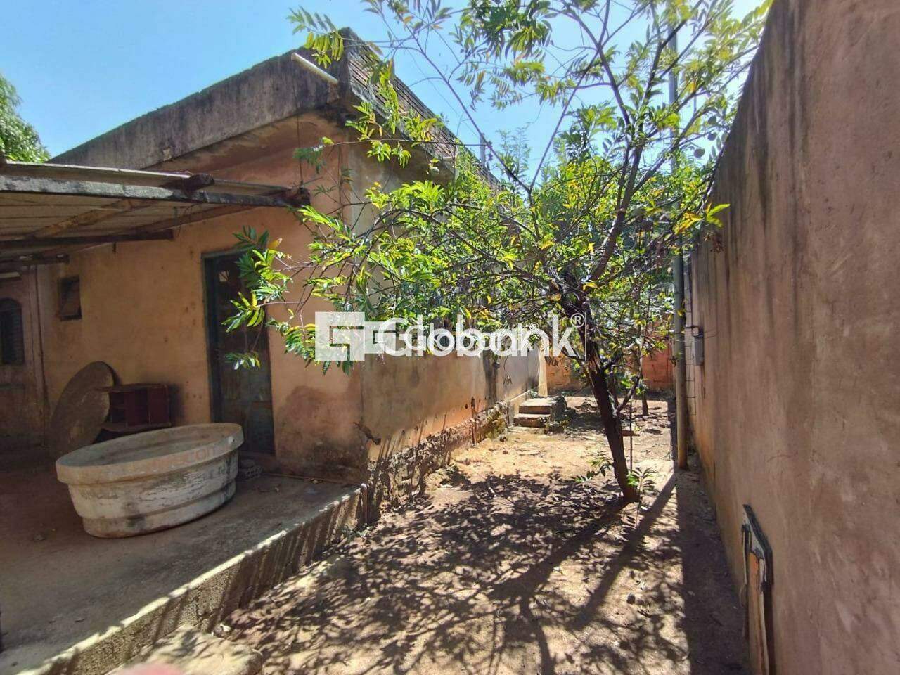 Terreno à venda Vila Atlântida 240m² Montes Claros MG: Quintal | Foto_migracao | 13