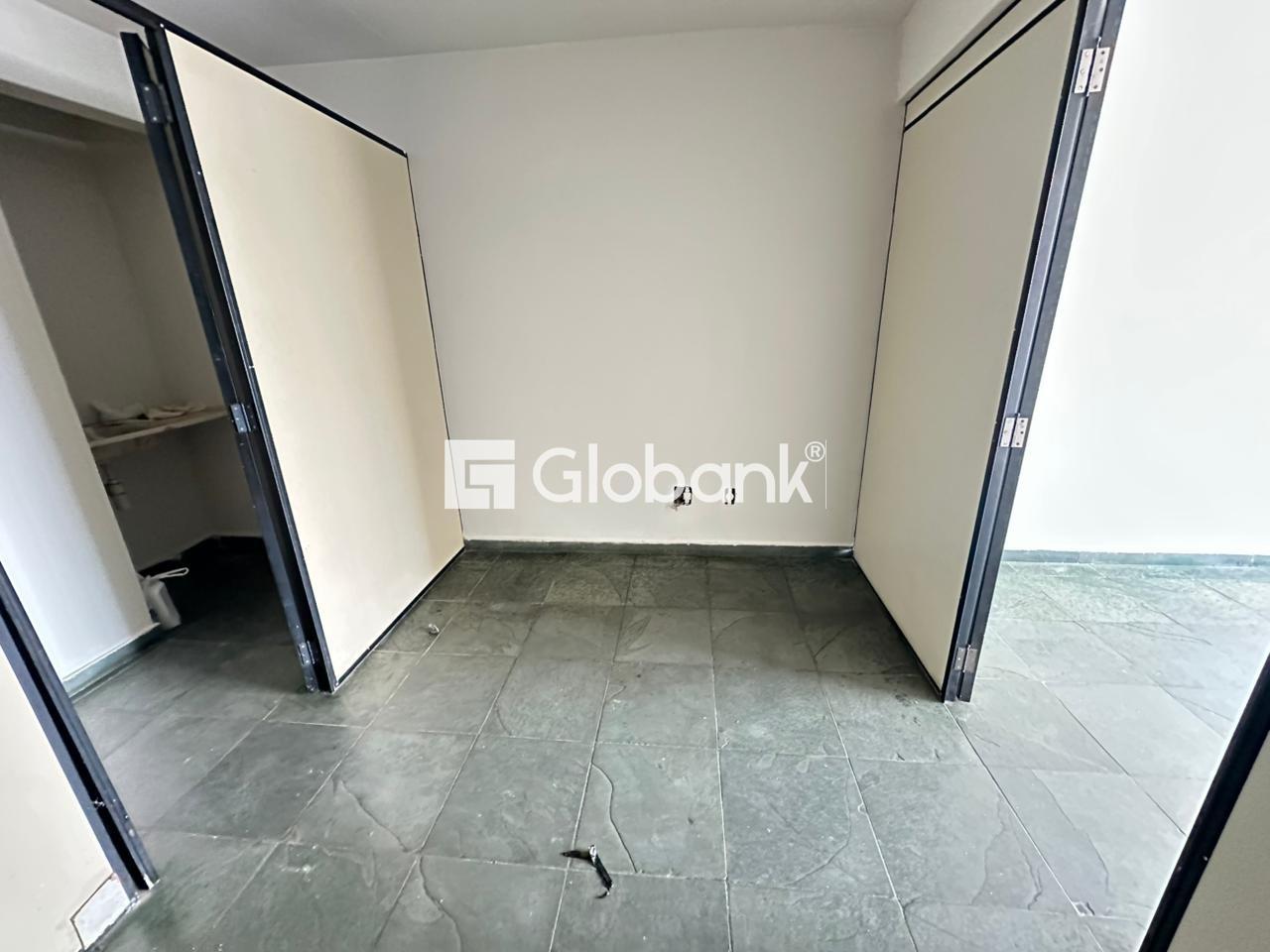 Kitnet 1 quarto para aluguel Centro 25m² Montes Claros MG: 