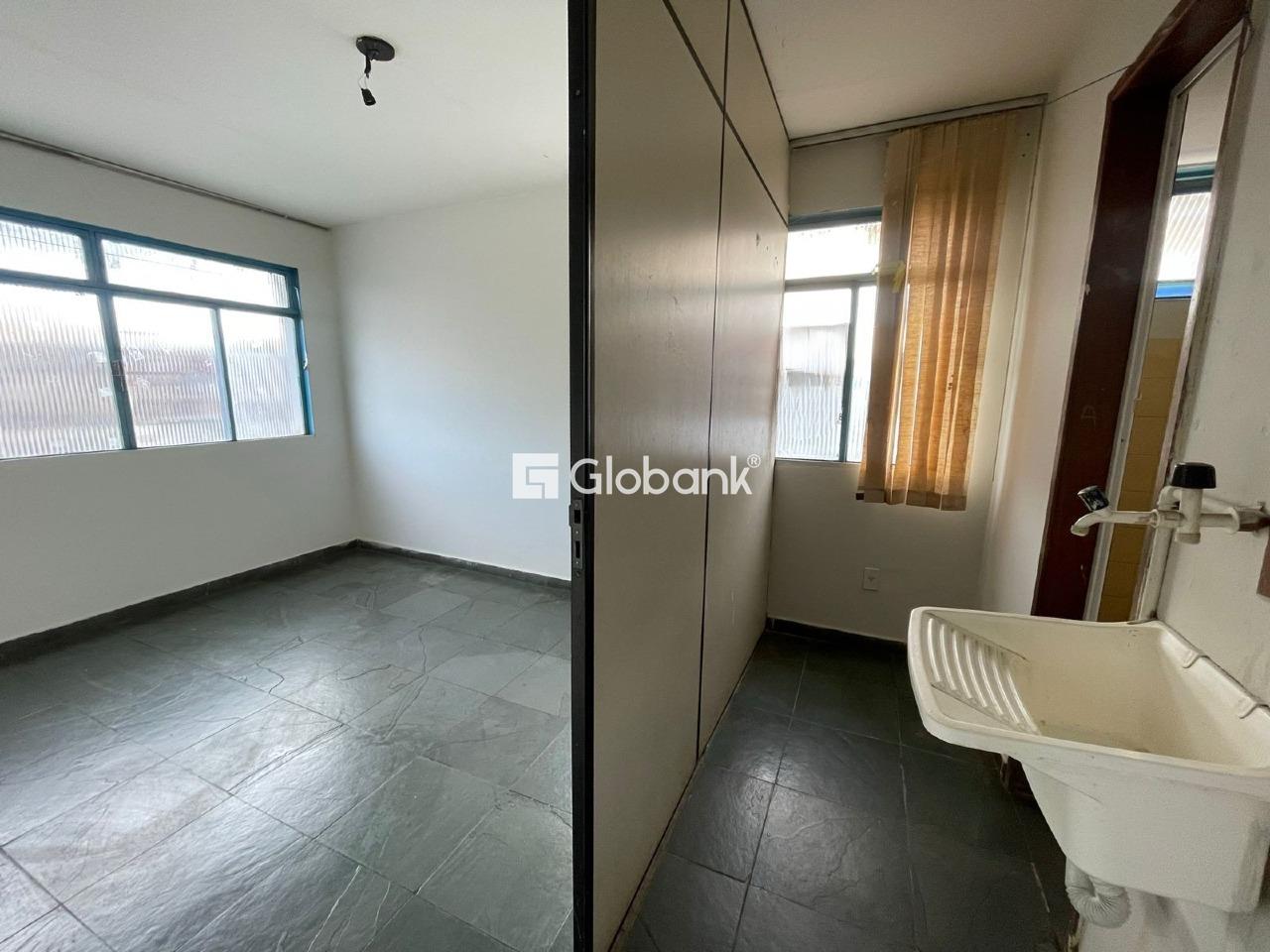 Kitnet 1 quarto para aluguel Centro 25m² Montes Claros MG: rea de servi o cozinha | Foto_migracao | 2
