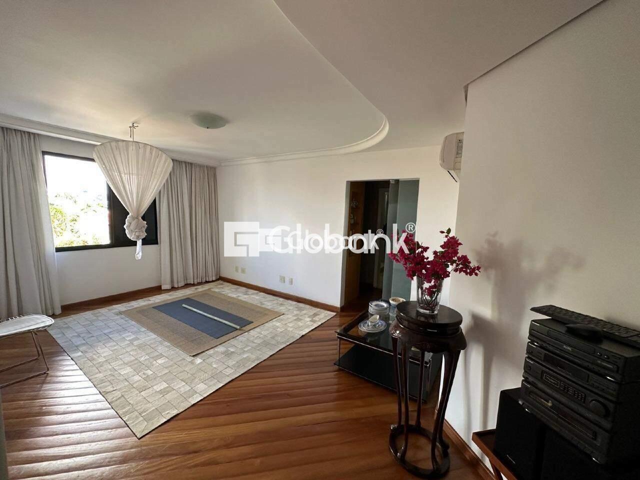 Apartamento 4 quartos à venda Jardim São Luiz 275m² Montes Claros MG: Su te master | Foto_migracao | 8