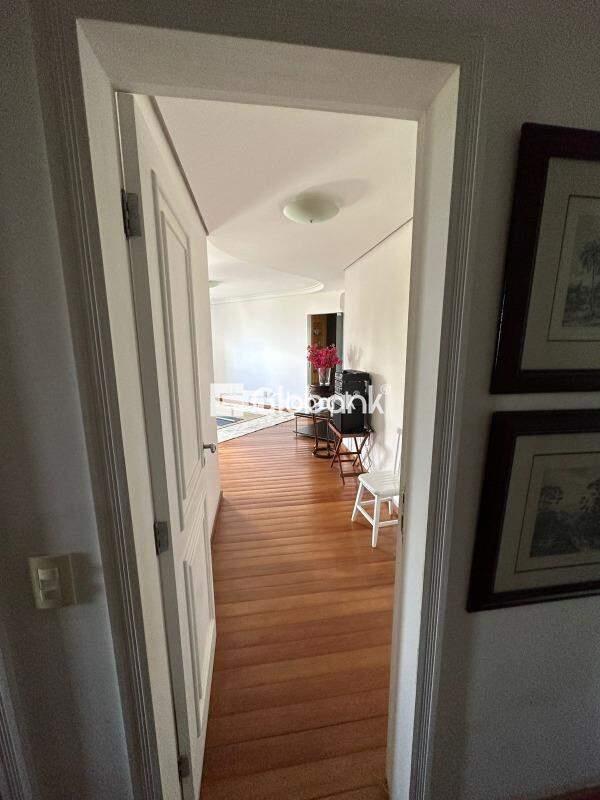 Apartamento 4 quartos à venda Jardim São Luiz 275m² Montes Claros MG: Su te master | Foto_migracao | 19