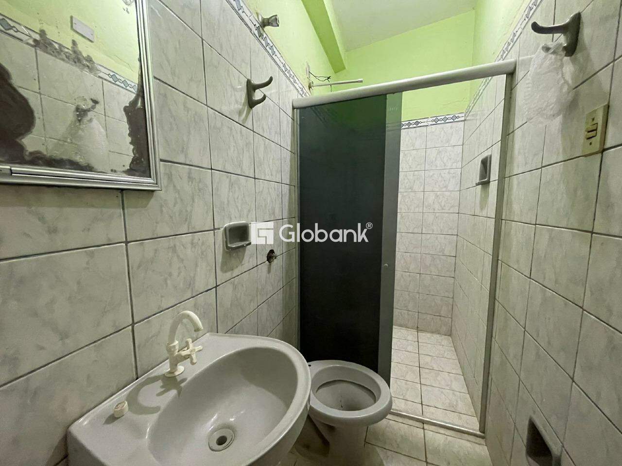 Casa 5 quartos para aluguel Santa Rita I 150m² Montes Claros MG: Banheiro Social 2 | Foto_migracao | 10