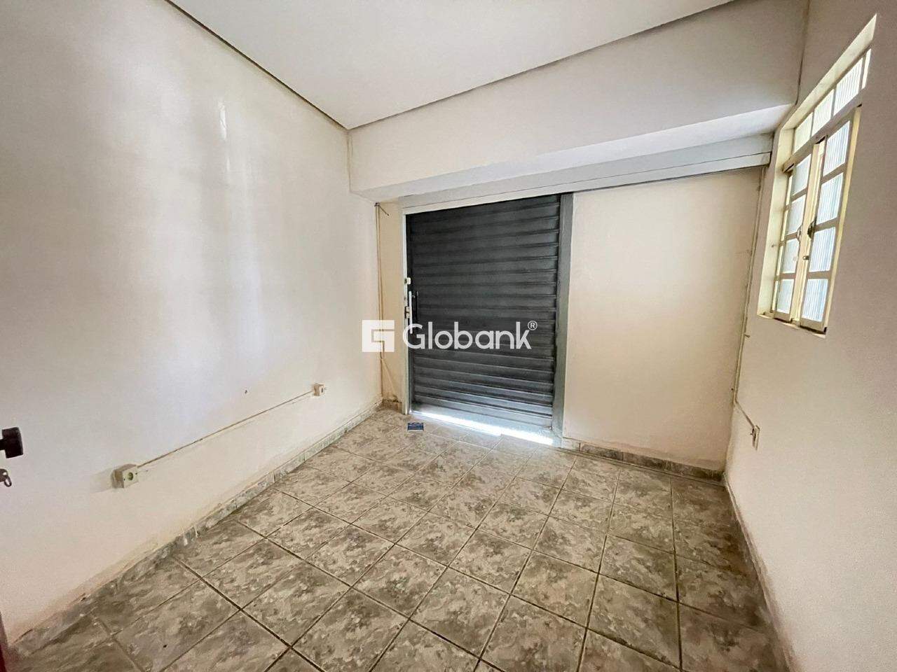Casa 5 quartos para aluguel Santa Rita I 150m² Montes Claros MG: Ponto Comercial | Foto_migracao | 11