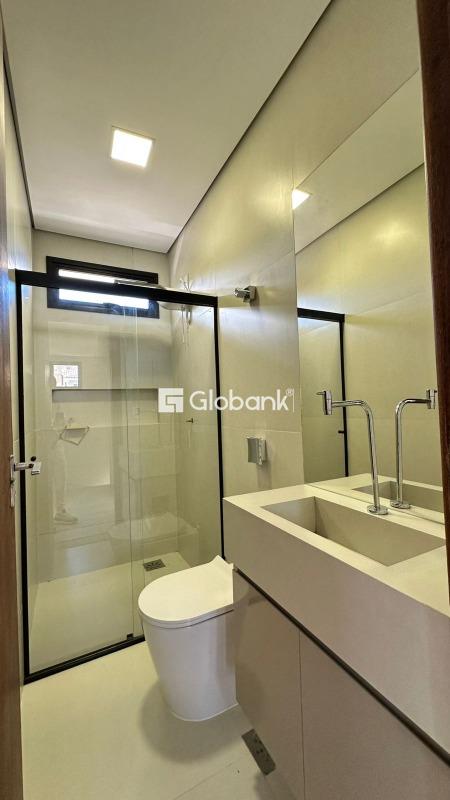 Casa 3 quartos à venda Ibituruna 130m² Montes Claros MG: 