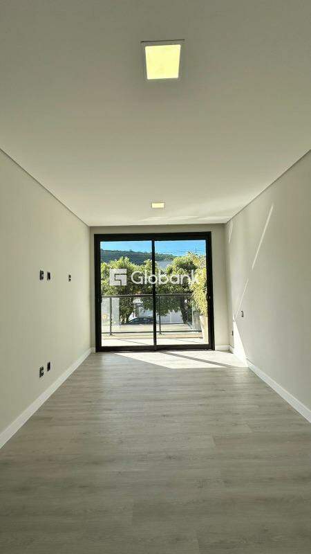 Casa 3 quartos à venda Ibituruna 130m² Montes Claros MG: 