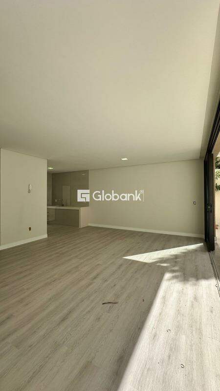 Casa 3 quartos à venda Ibituruna 130m² Montes Claros MG: 