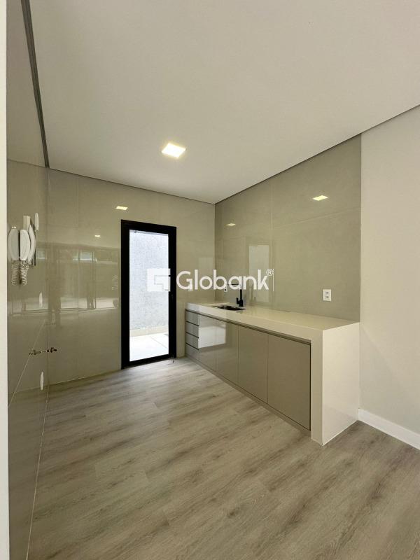 Casa 3 quartos à venda Ibituruna 130m² Montes Claros MG: 