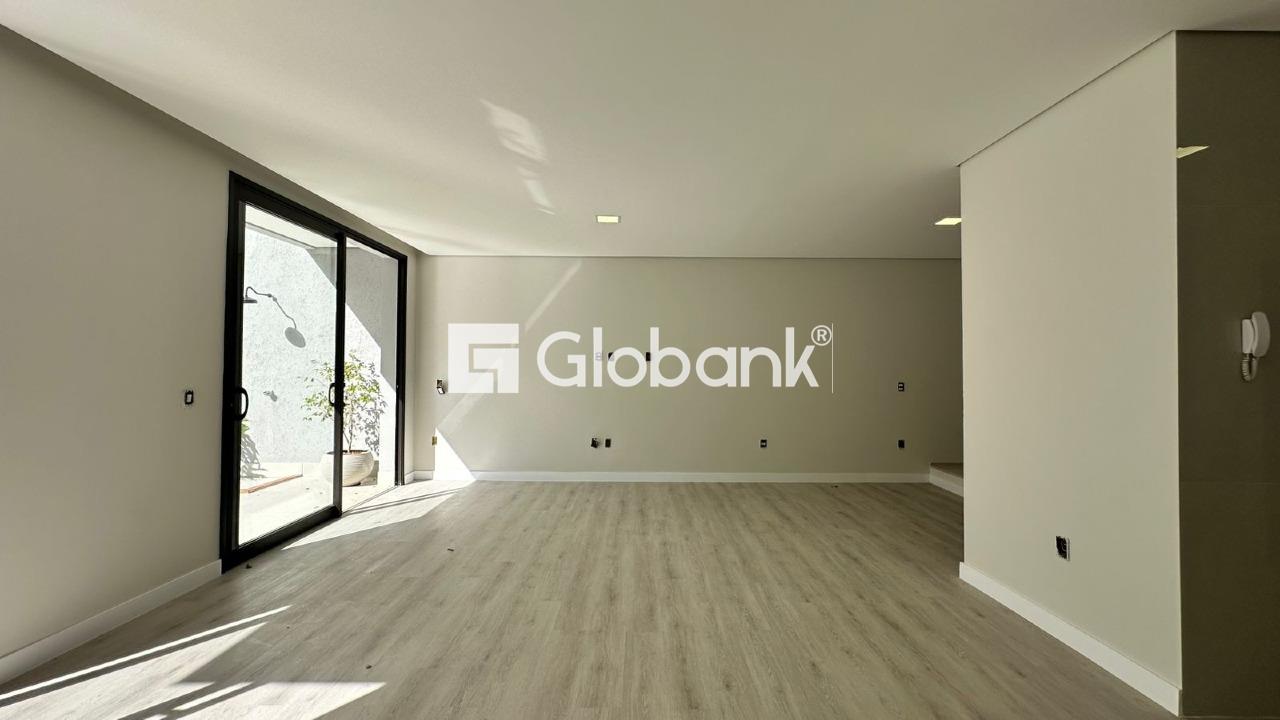 Casa 3 quartos à venda Ibituruna 130m² Montes Claros MG: 