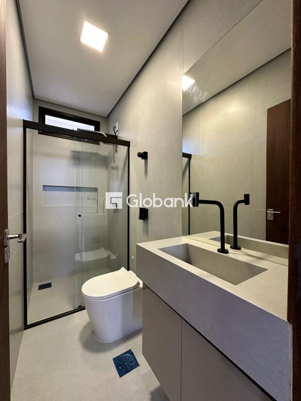 Casa 3 quartos à venda Ibituruna 130m² Montes Claros MG: 