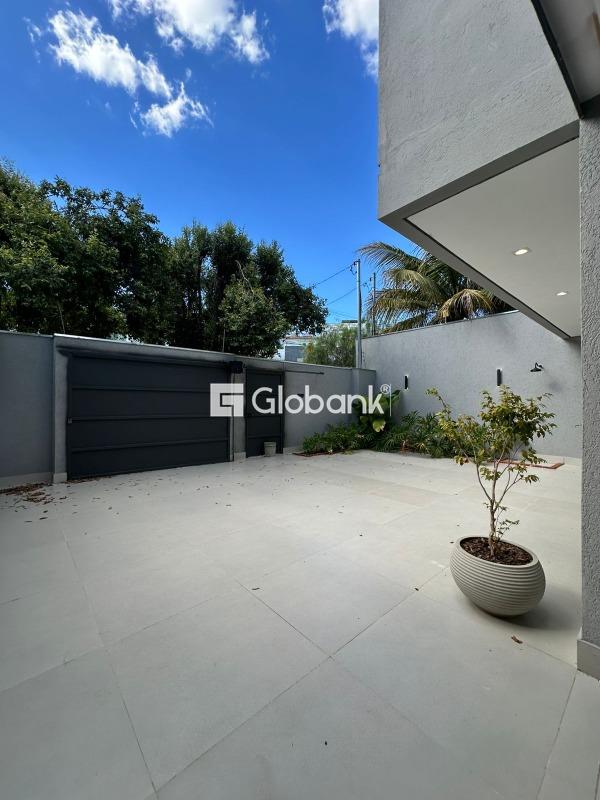 Casa 3 quartos à venda Ibituruna 130m² Montes Claros MG: 