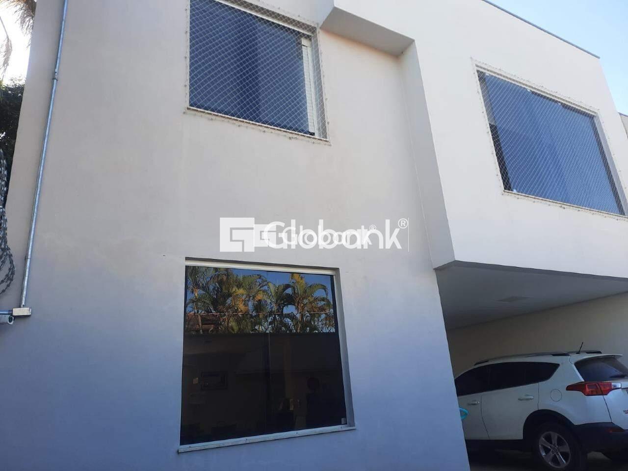 Casa 3 quartos à venda Morada do Sol 270m² Montes Claros MG: Garagem | Foto_migracao | 18