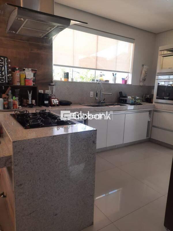 Casa 3 quartos à venda Morada do Sol 270m² Montes Claros MG: Cozinha interna com arm rios planejados | Foto_migracao | 6