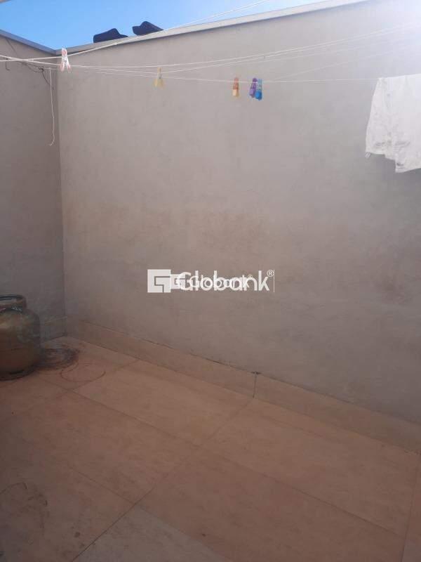 Casa 3 quartos à venda Morada do Sol 270m² Montes Claros MG: Espa o na  rea de servi o :varal | Foto_migracao | 12