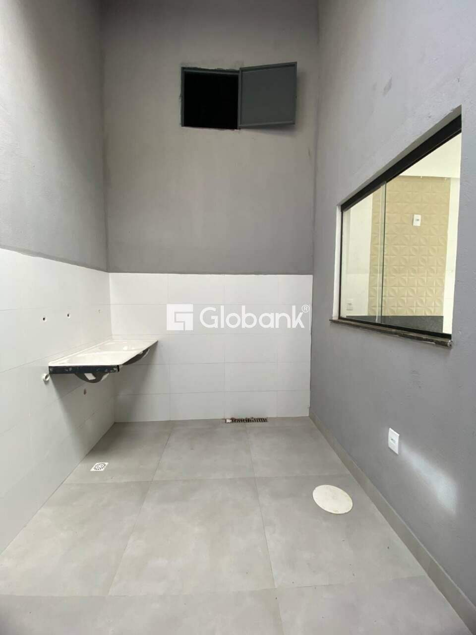 Casa 3 quartos à venda Jardim Olímpico 62m² Montes Claros MG: Lavanderia