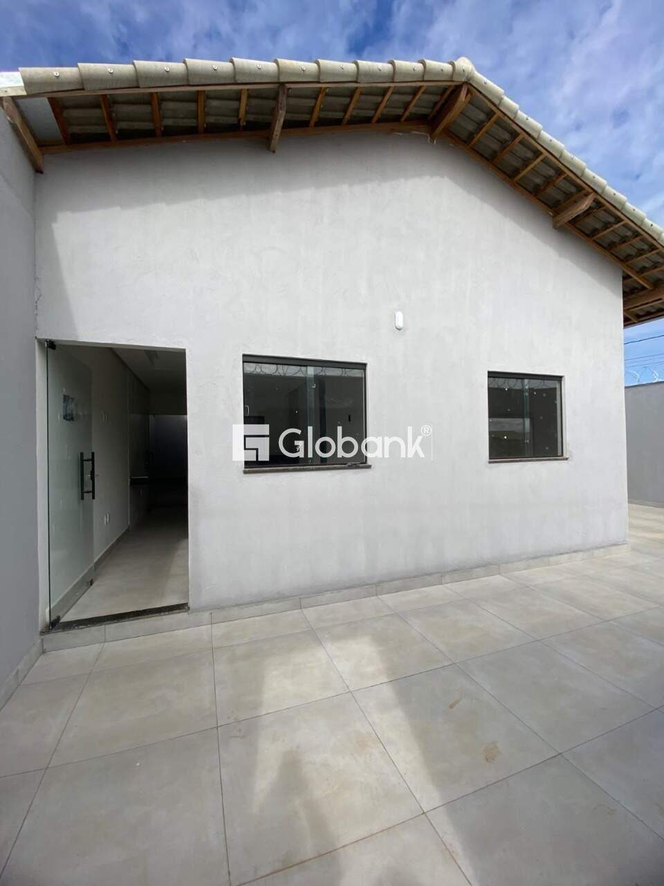 Casa 3 quartos à venda Jardim Olímpico 62m² Montes Claros MG: Fachada