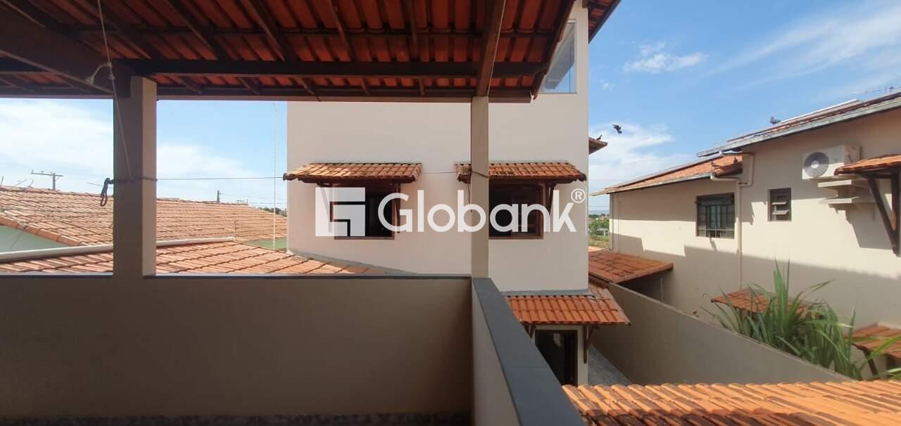 Casa 4 quartos à venda Planalto 280m² Montes Claros MG: 