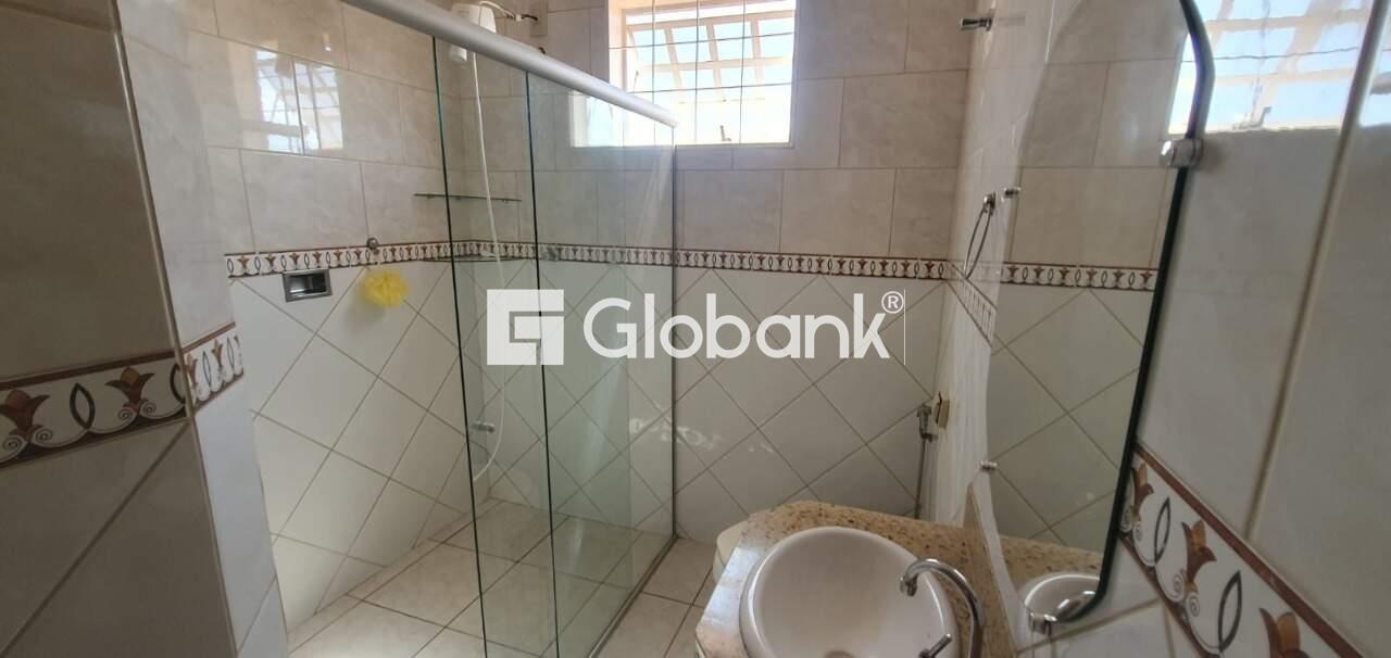 Casa 4 quartos à venda Planalto 280m² Montes Claros MG: 