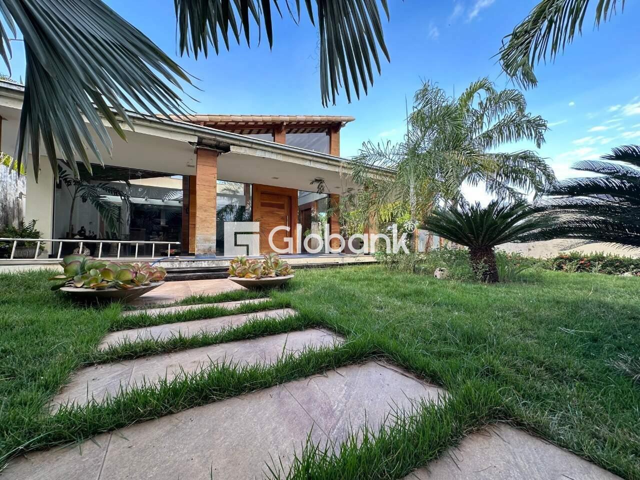 Casa 6 quartos à venda Ibituruna 550m² Montes Claros MG: Fachada