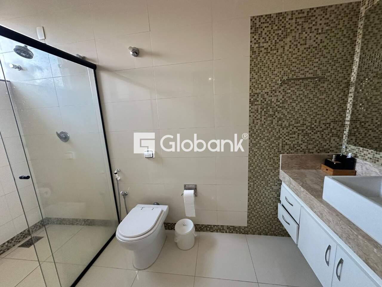 Casa 6 quartos à venda Ibituruna 550m² Montes Claros MG: Su te