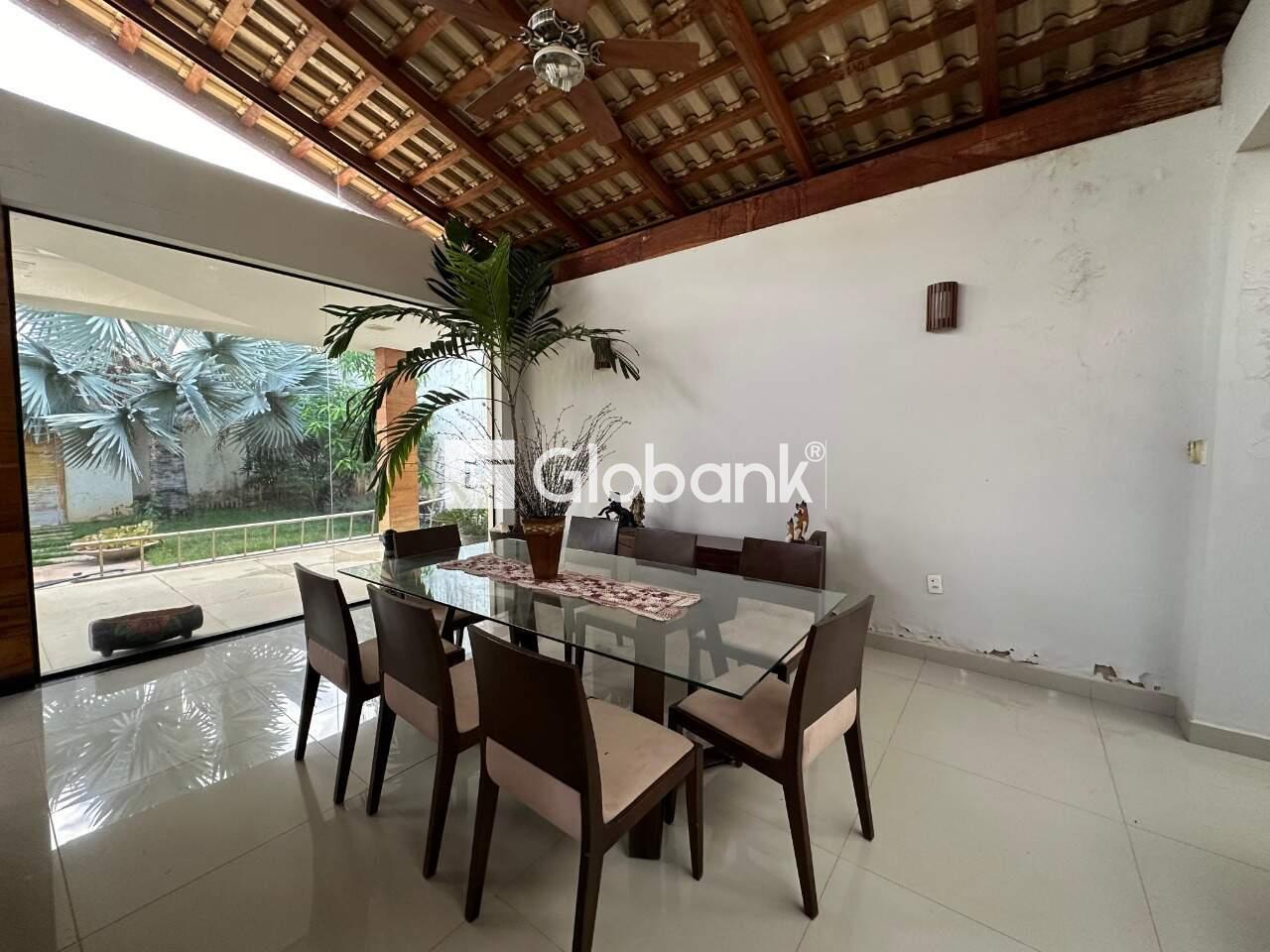 Casa 6 quartos à venda Ibituruna 550m² Montes Claros MG: Sala