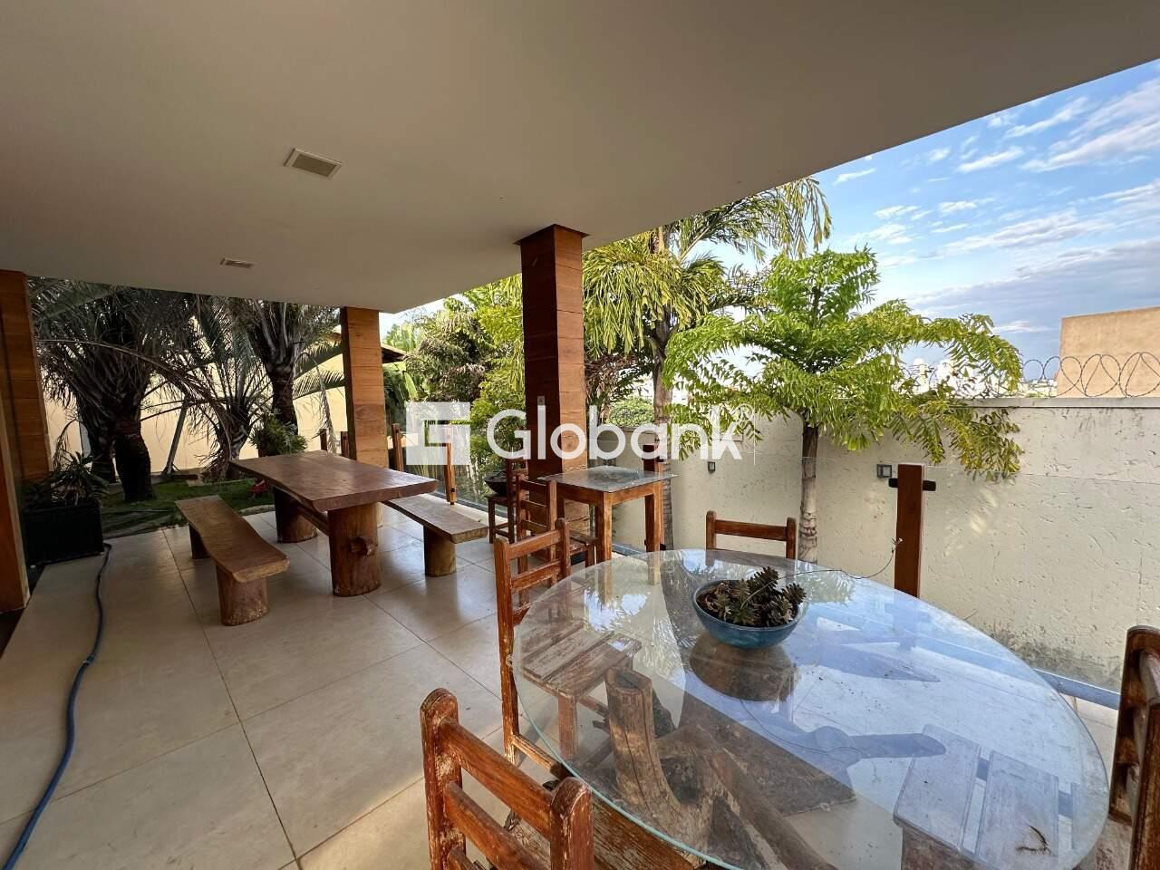 Casa 6 quartos à venda Ibituruna 550m² Montes Claros MG: 06345697-eed3-4943-a247-e26246422cd7