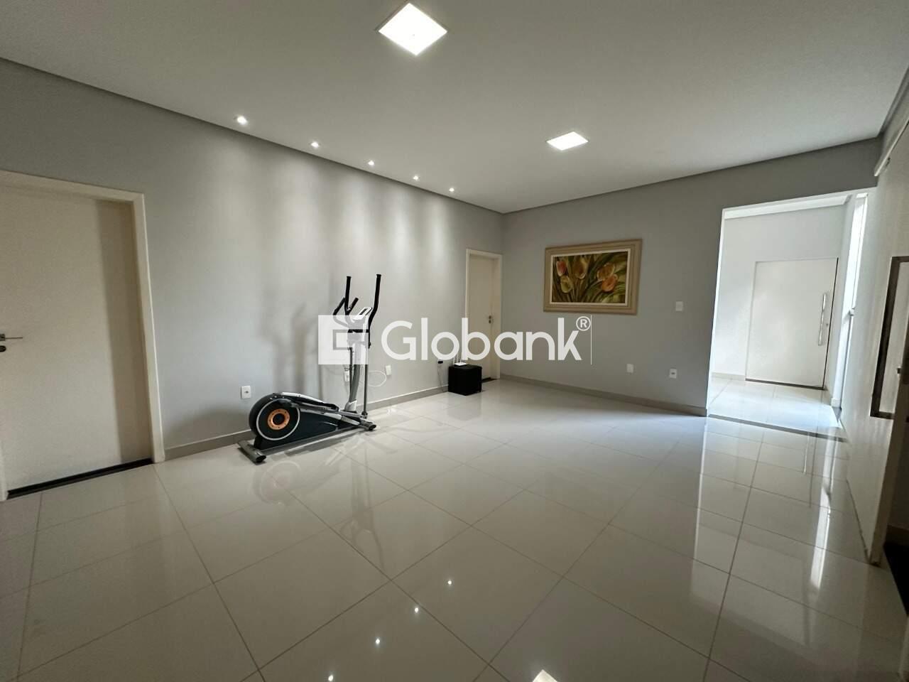 Casa 6 quartos à venda Ibituruna 550m² Montes Claros MG: Sala