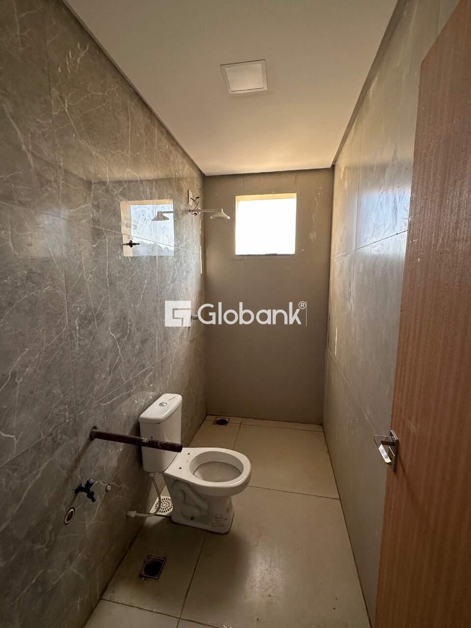Casa 3 quartos à venda Ibituruna 145m² Montes Claros MG: Banheiro