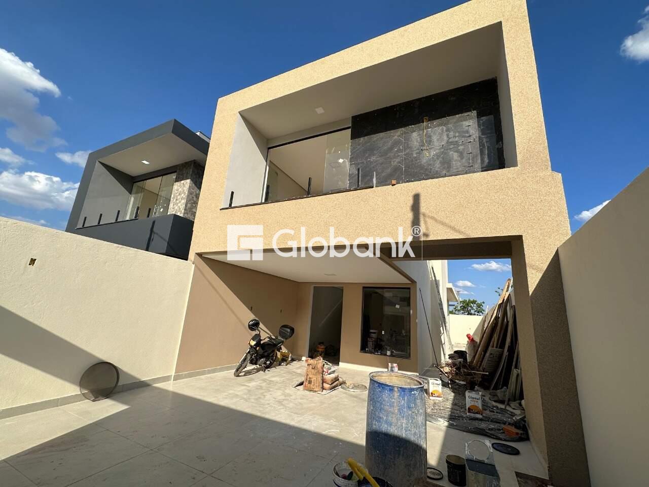 Casa 3 quartos à venda Ibituruna 145m² Montes Claros MG: Fachada