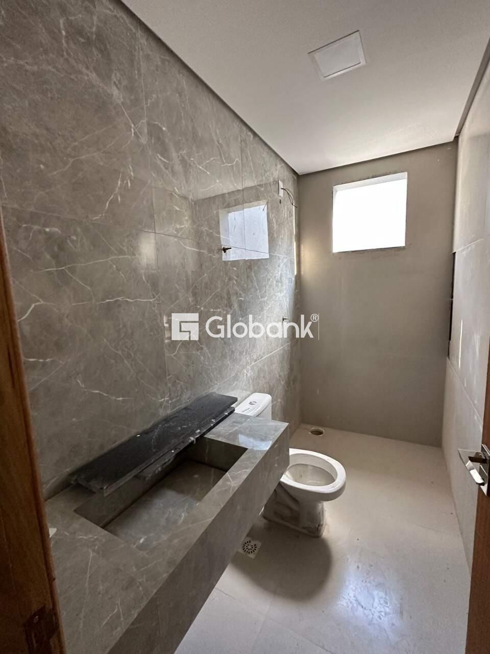 Casa 3 quartos à venda Ibituruna 145m² Montes Claros MG: Banheiro