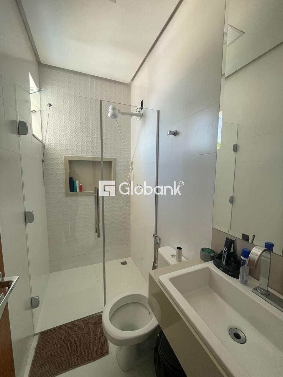 Casa 3 quartos à venda Sapucaia 180m² Montes Claros MG: Banheiro