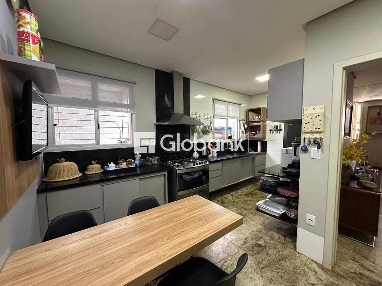 Casa 3 quartos à venda Jardim Panorama 400m² Montes Claros MG: Cozinha