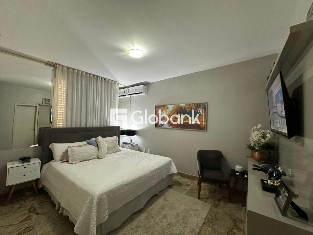 Casa 3 quartos à venda Jardim Panorama 400m² Montes Claros MG: Quarto