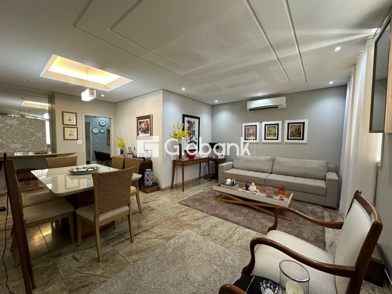 Casa 3 quartos à venda Jardim Panorama 400m² Montes Claros MG: Sala 1