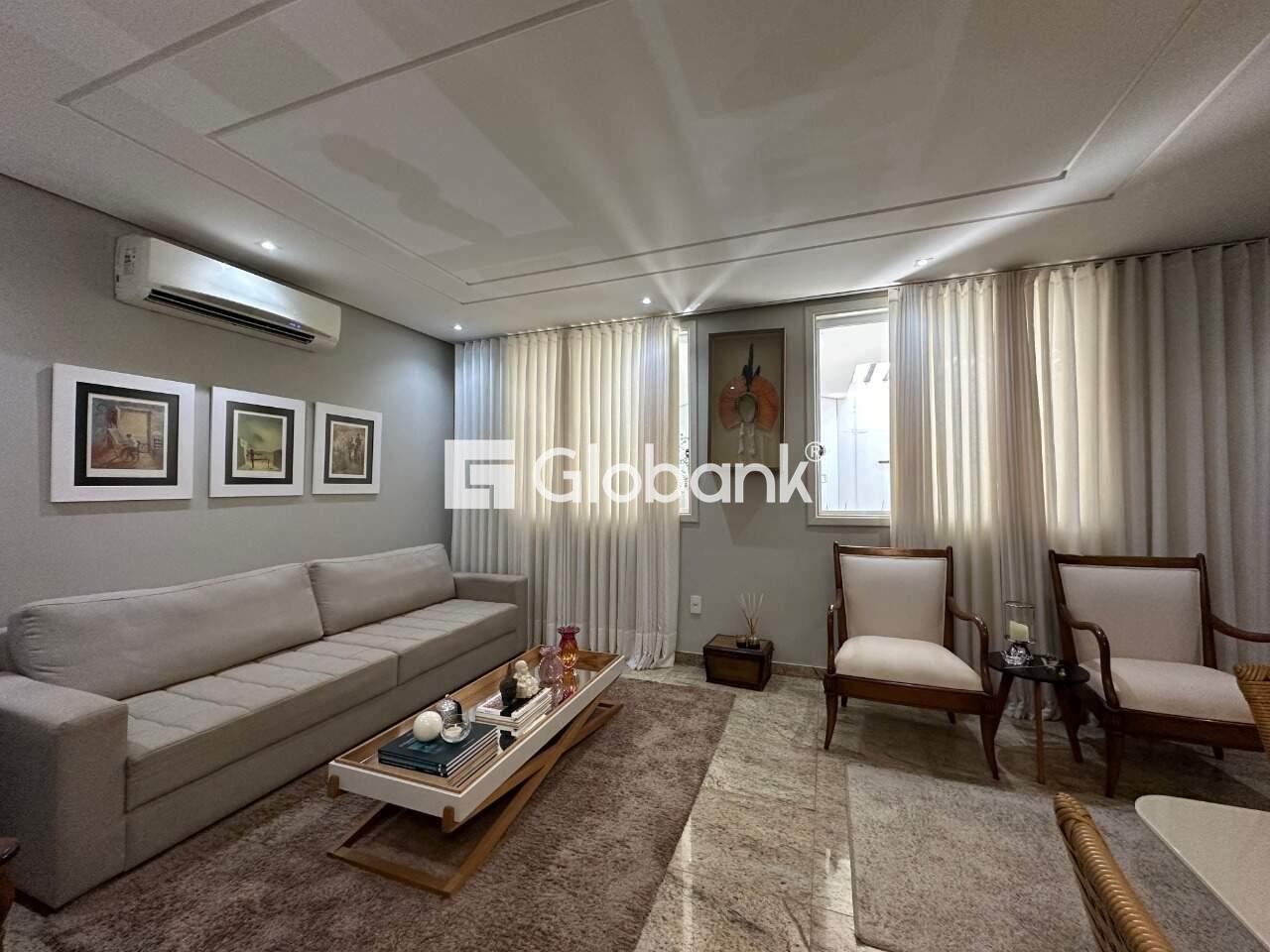 Casa 3 quartos à venda Jardim Panorama 400m² Montes Claros MG: Sala