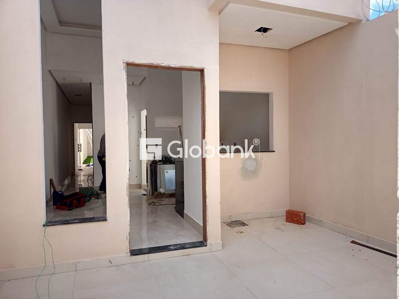 Casa 2 quartos à venda Interlagos 55m² Montes Claros MG: 1 vaga de garagem