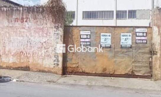 Terreno comercial à venda Centro 0m² Montes Claros MG: Fachada