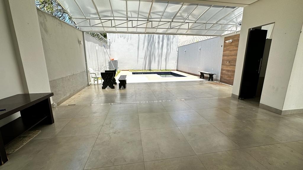 Casa 3 quartos para aluguel Ibituruna 583,43m² Montes Claros MG: 