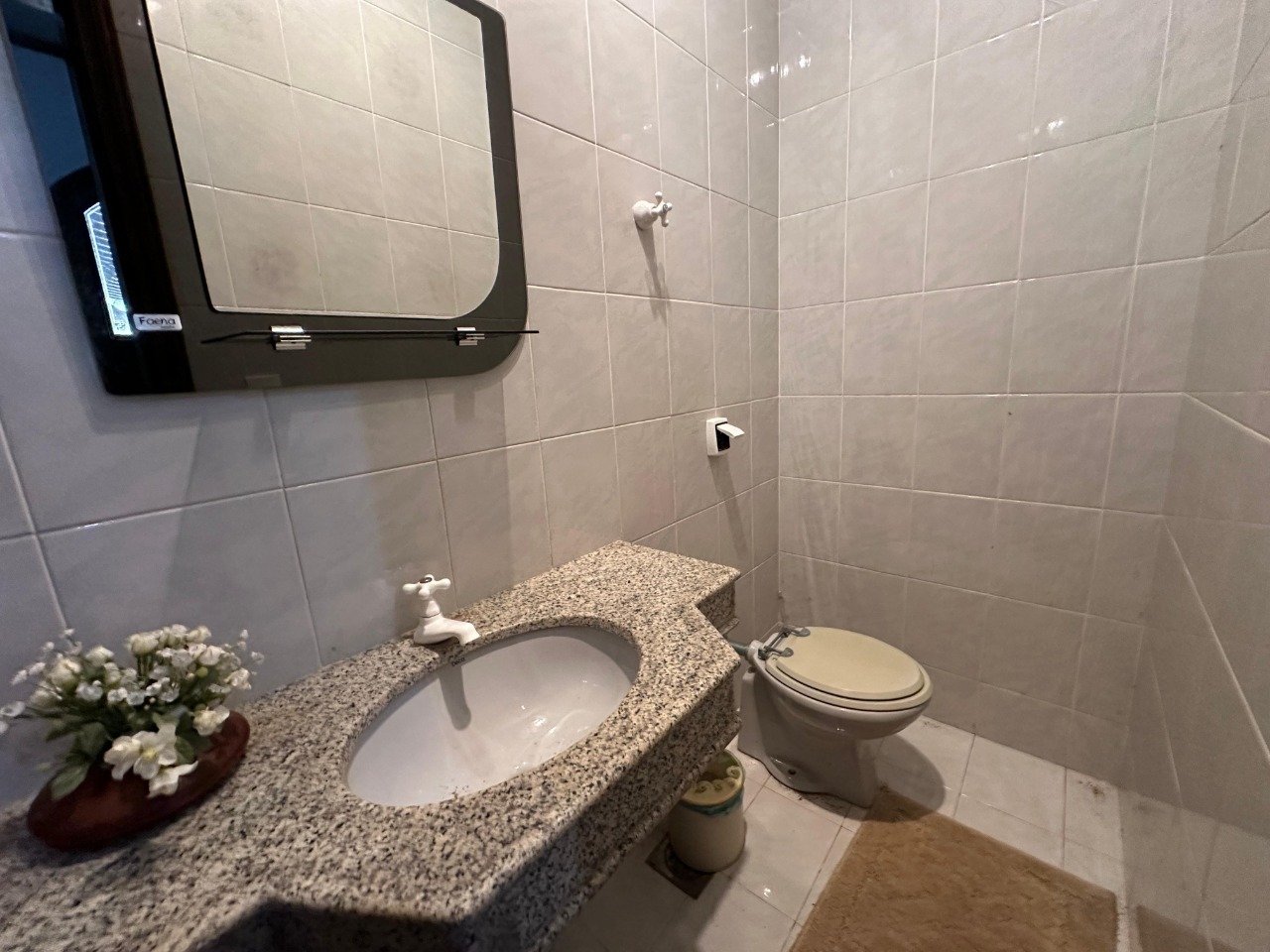 Casa 5 quartos para aluguel Jardim São Luiz 650m² Montes Claros MG: Banheiro