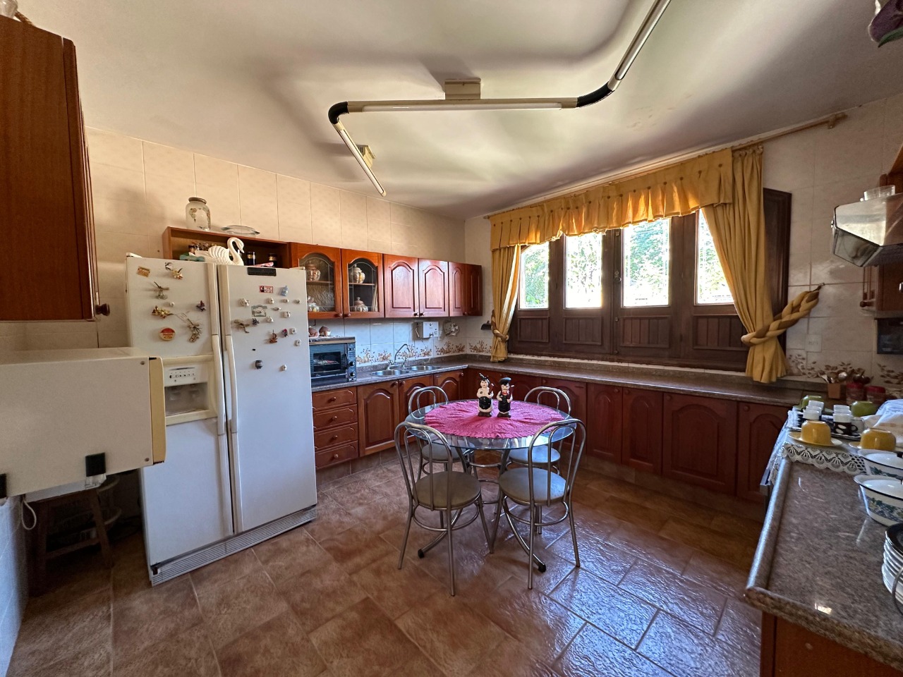 Casa 5 quartos para aluguel Jardim São Luiz 650m² Montes Claros MG: Cozinha 2