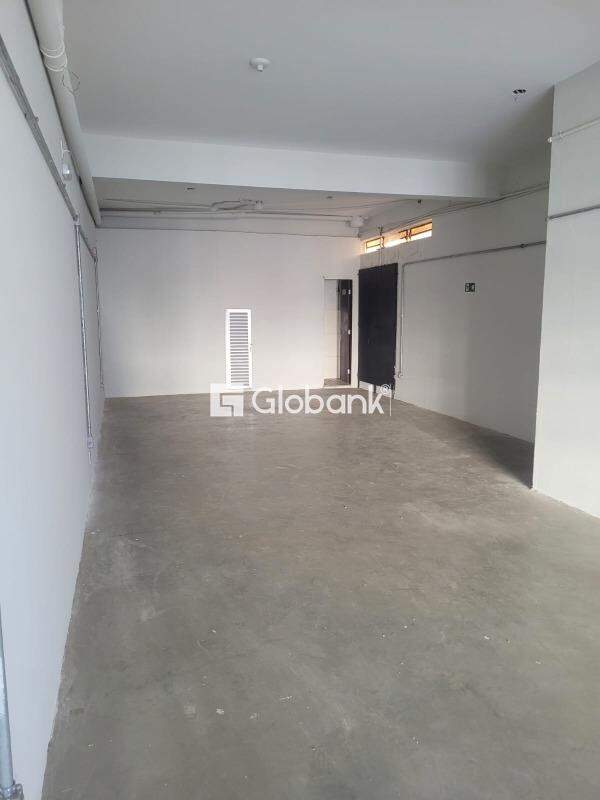 Ponto comercial para aluguel São José 75m² Montes Claros MG: 