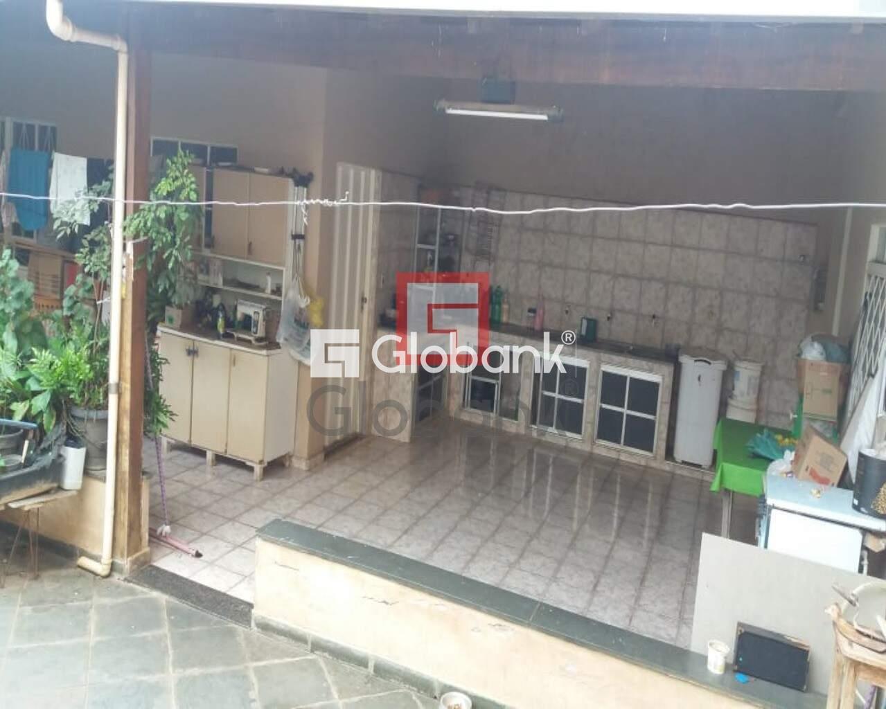 Casa 4 quartos à venda Monte Carmelo 300m² Montes Claros MG: Foto 11 | Foto_migracao | 11