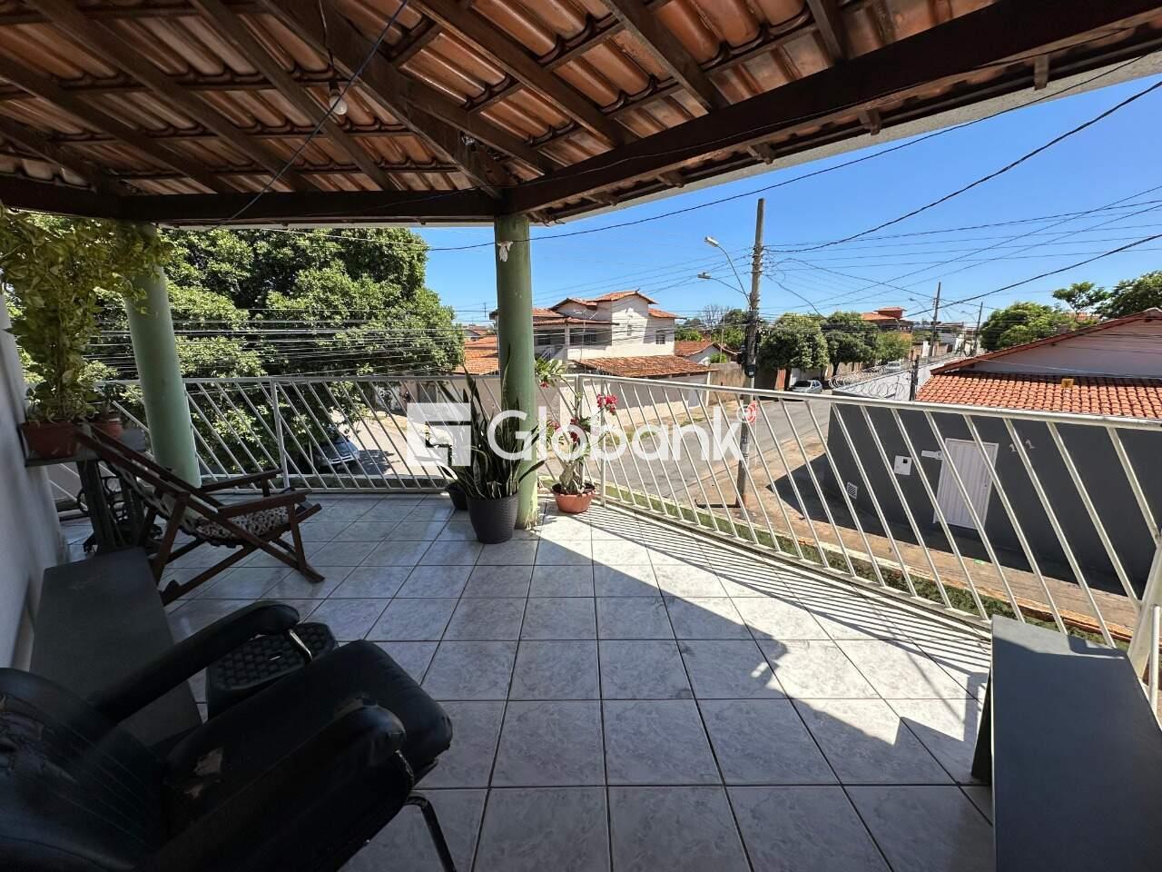 Casa 3 quartos à venda João Alves 160m² Montes Claros MG: Sacada