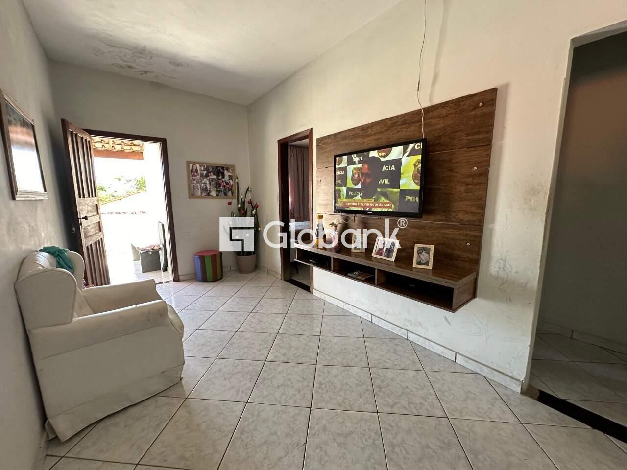 Casa 3 quartos à venda João Alves 160m² Montes Claros MG: Sala de TV