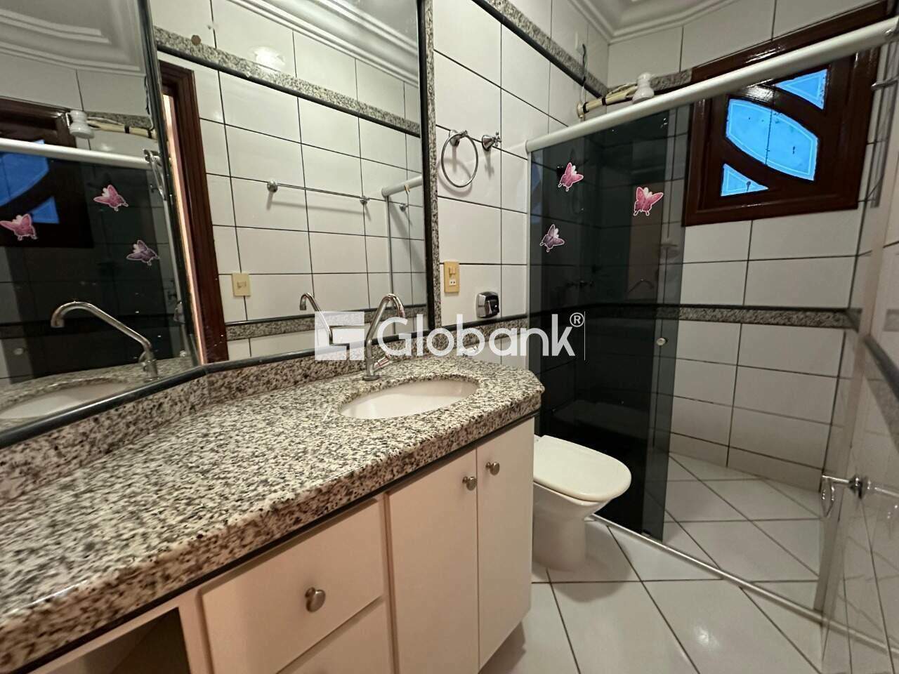 Casa 4 quartos para aluguel Ibituruna 570m² Montes Claros MG: Suite