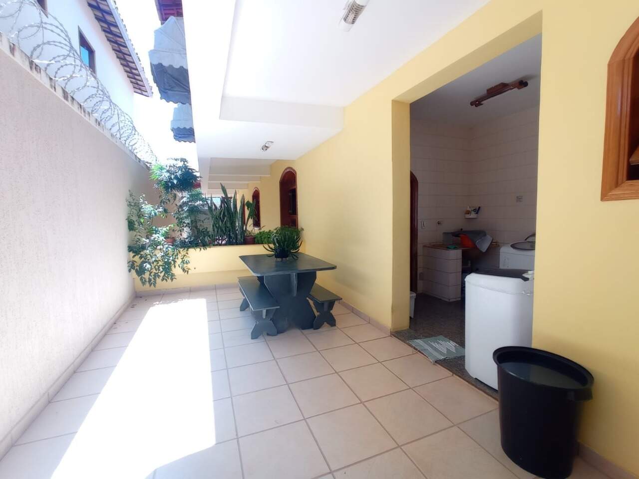 Casa 4 quartos à venda Jardim São Luiz 419m² Montes Claros MG: 