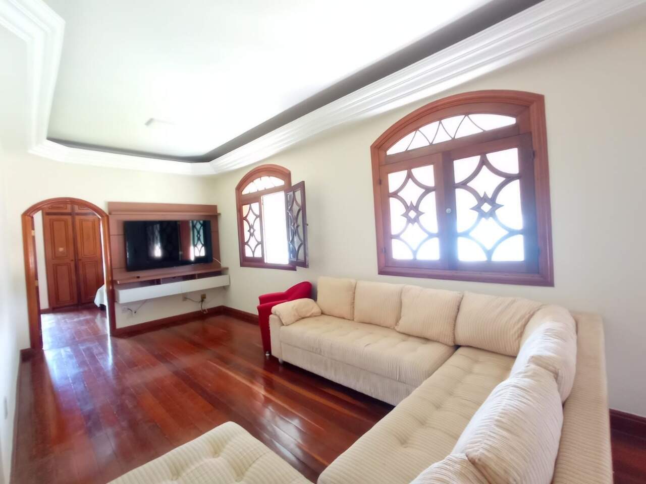 Casa 4 quartos à venda Jardim São Luiz 419m² Montes Claros MG: 